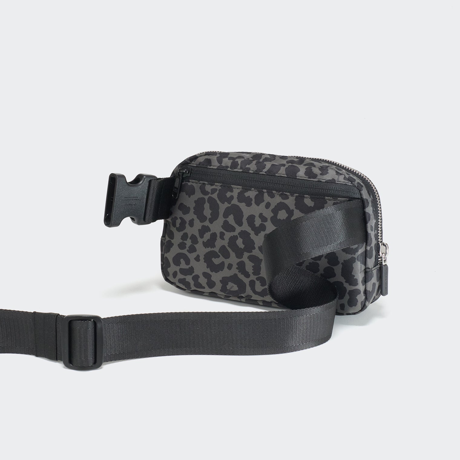 Pander Everywhere Belt Bag 1L in Grey Leopard - product detail 5
