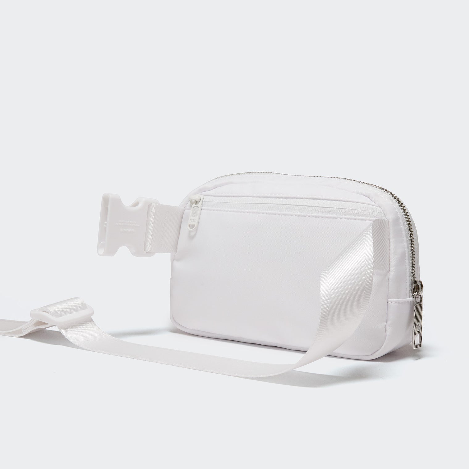 Pander Everywhere Belt Bag 1L in Pure White - product detail 5