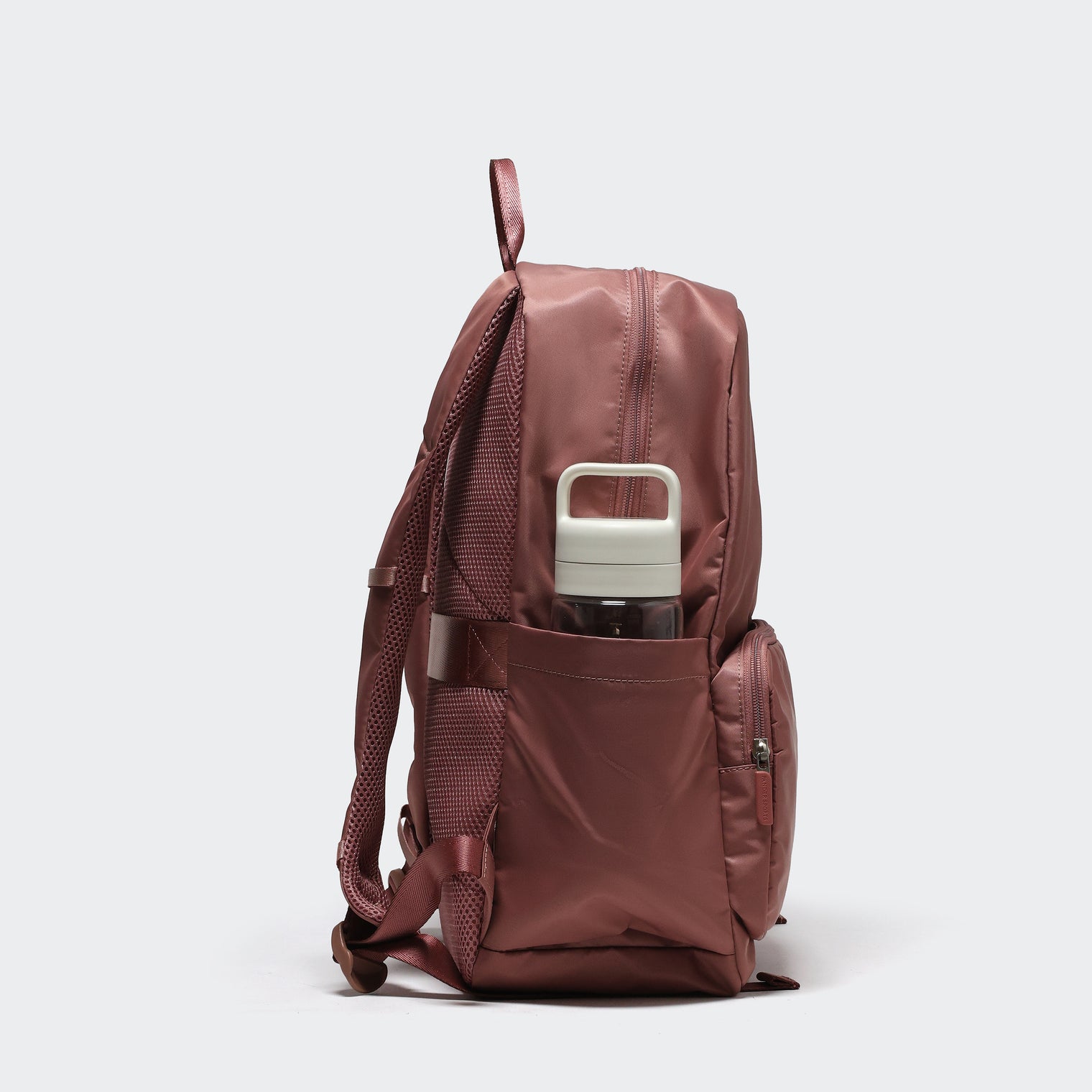 Pander 22L Mauve backpack side water bottle pocket