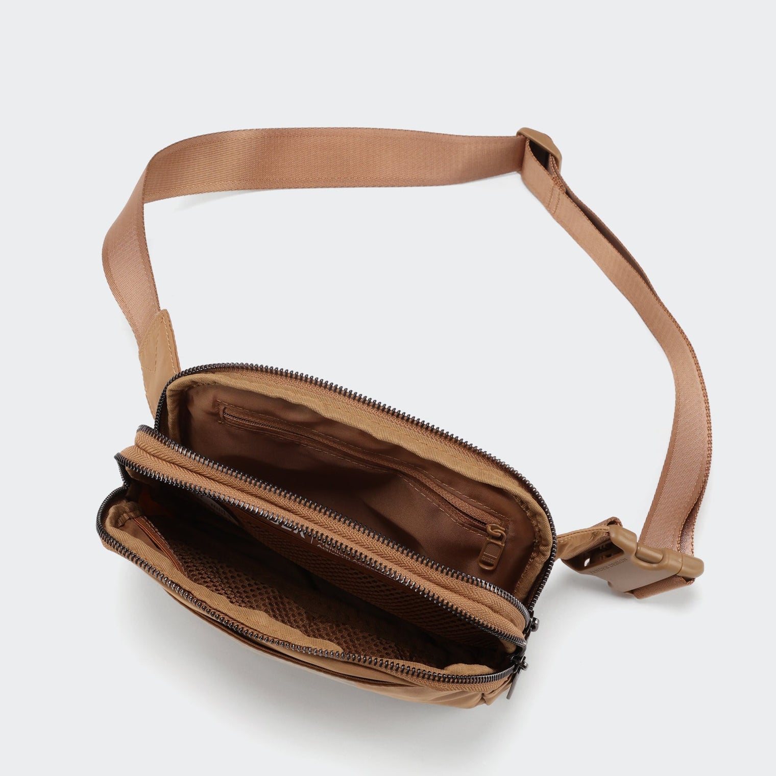 Pander 5 zipper pocket 2L belt bag in Caramel Burnt, product detail view 8