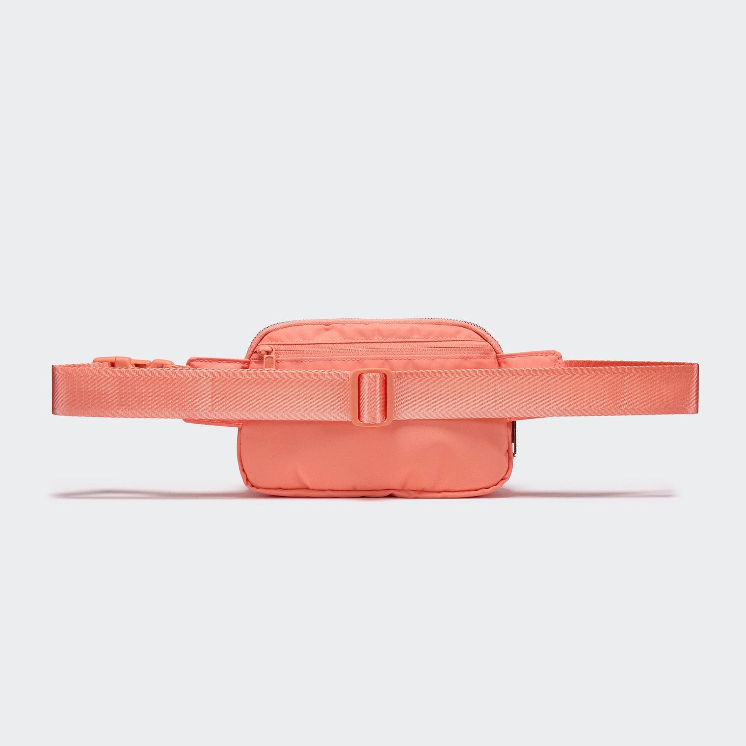 Pander 5 zipper pocket 2L belt bag in Dark Salmon, product detail view 3