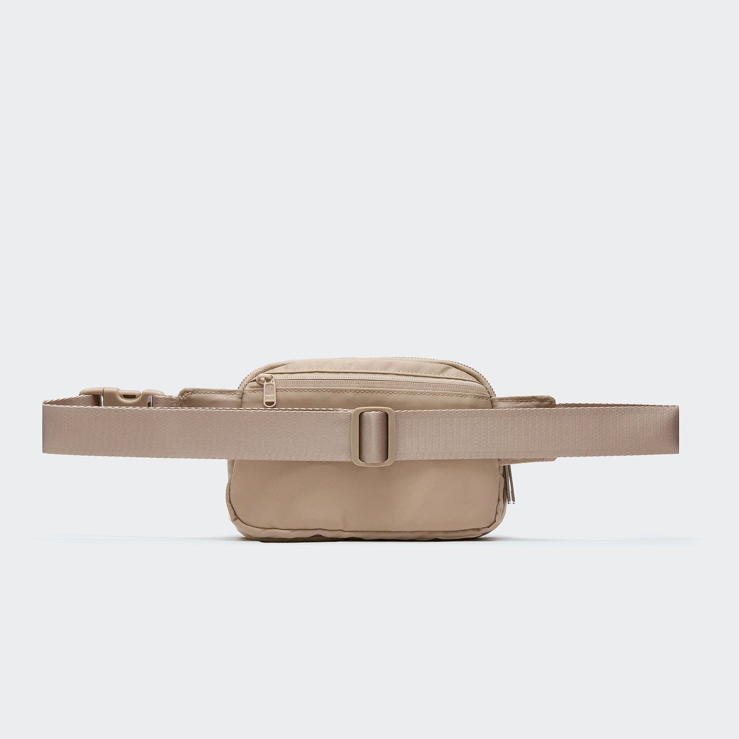 Pander 5 zipper pocket 2L belt bag in Raw Linen, product detail view 3