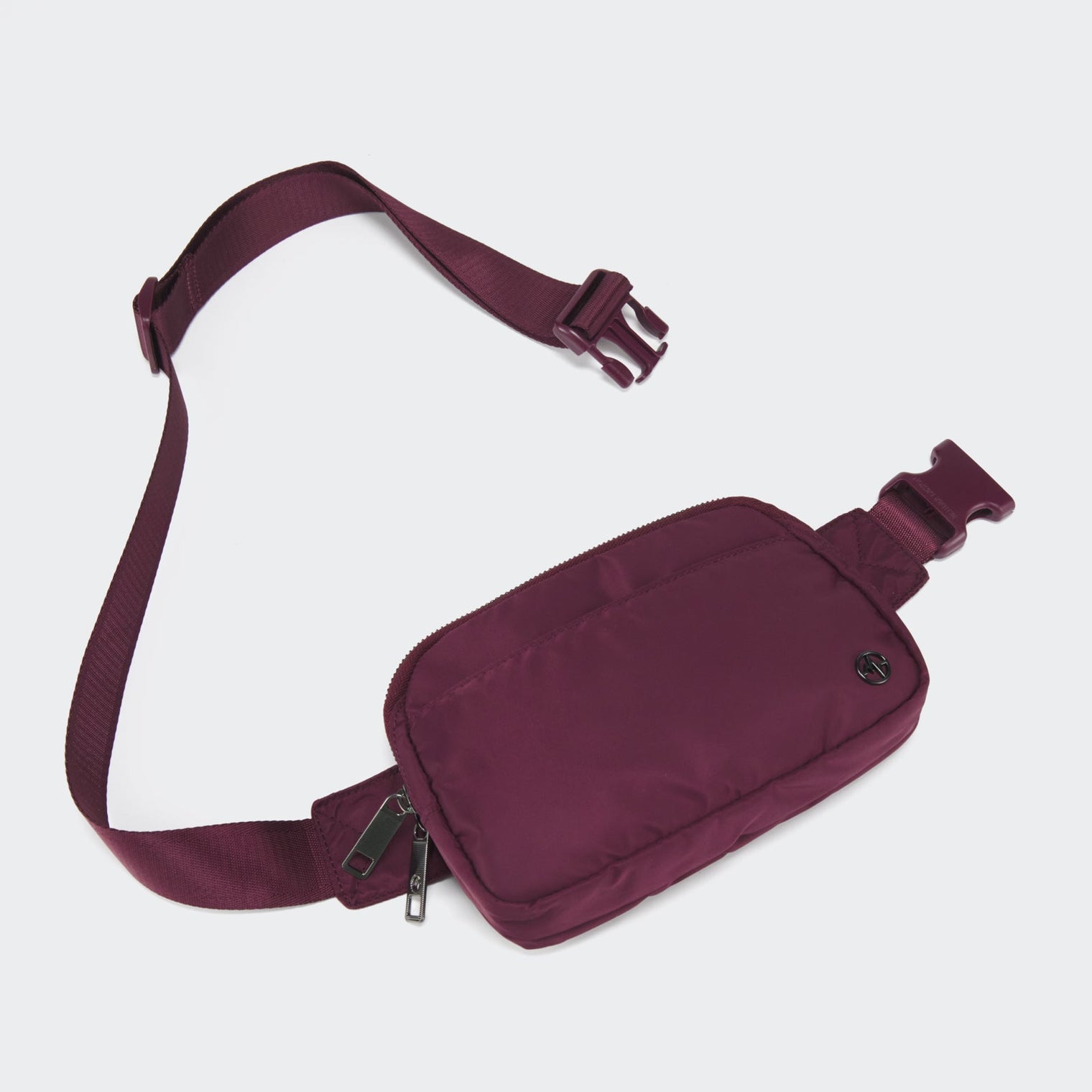 Pander 5 zipper pocket 2L belt bag in Red Merlot, product detail view 5