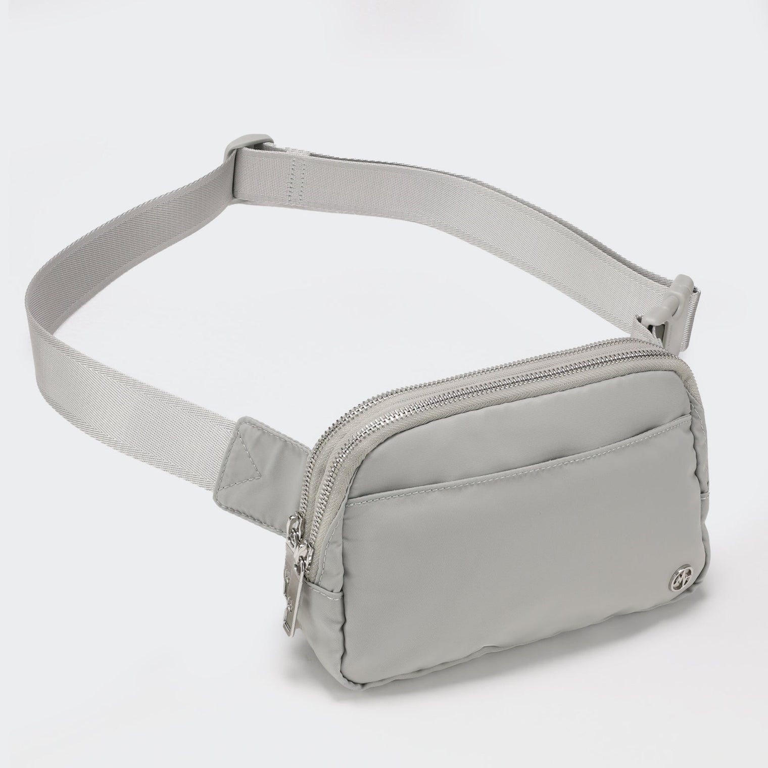 Pander 5 zipper pocket 2L belt bag in Seal Grey, product detail view 2
