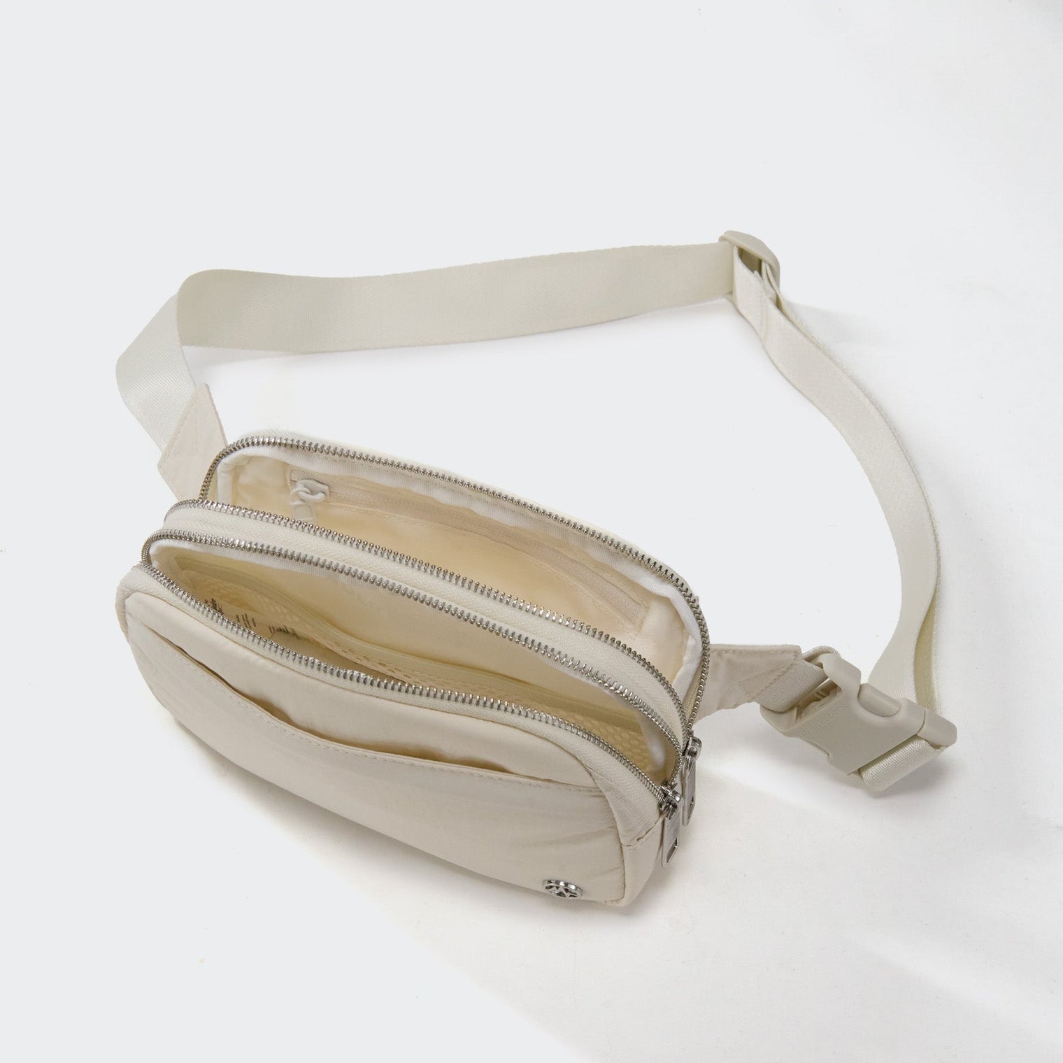 Pander 5 zipper pocket 2L belt bag in White Opal, product detail view 6