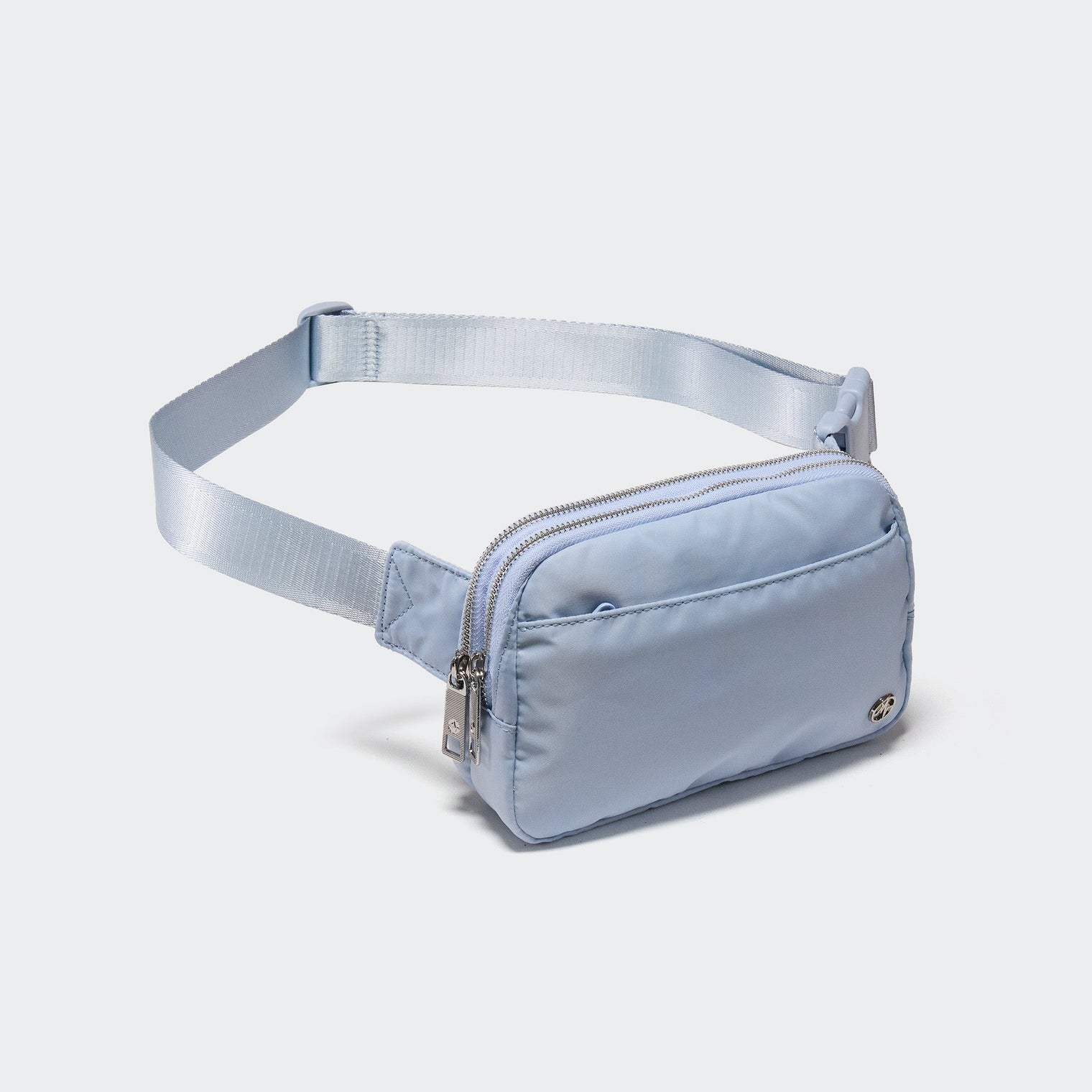 Pander 5 zipper pocket 2L belt bag in Windmill Blue, product detail view 1