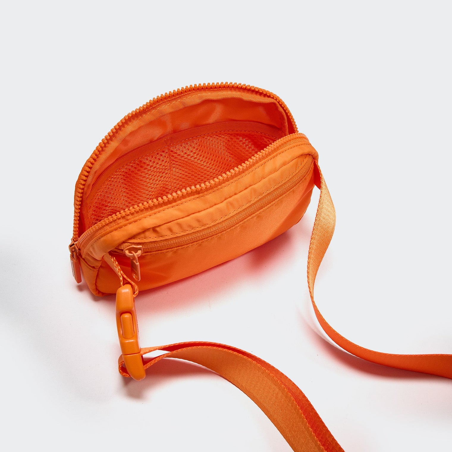 Pander 1L double zipper water-repellent nylon belt bag in Dark Orange, product view 8
