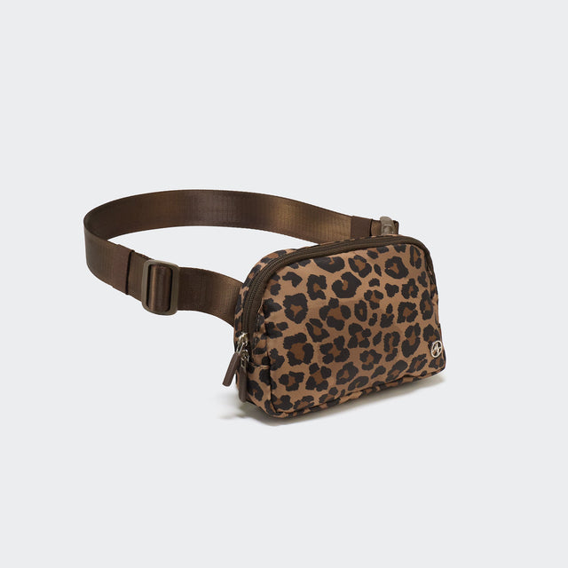 Pander 1L double zipper water-repellent nylon belt bag in Leopard Multi, product view 2