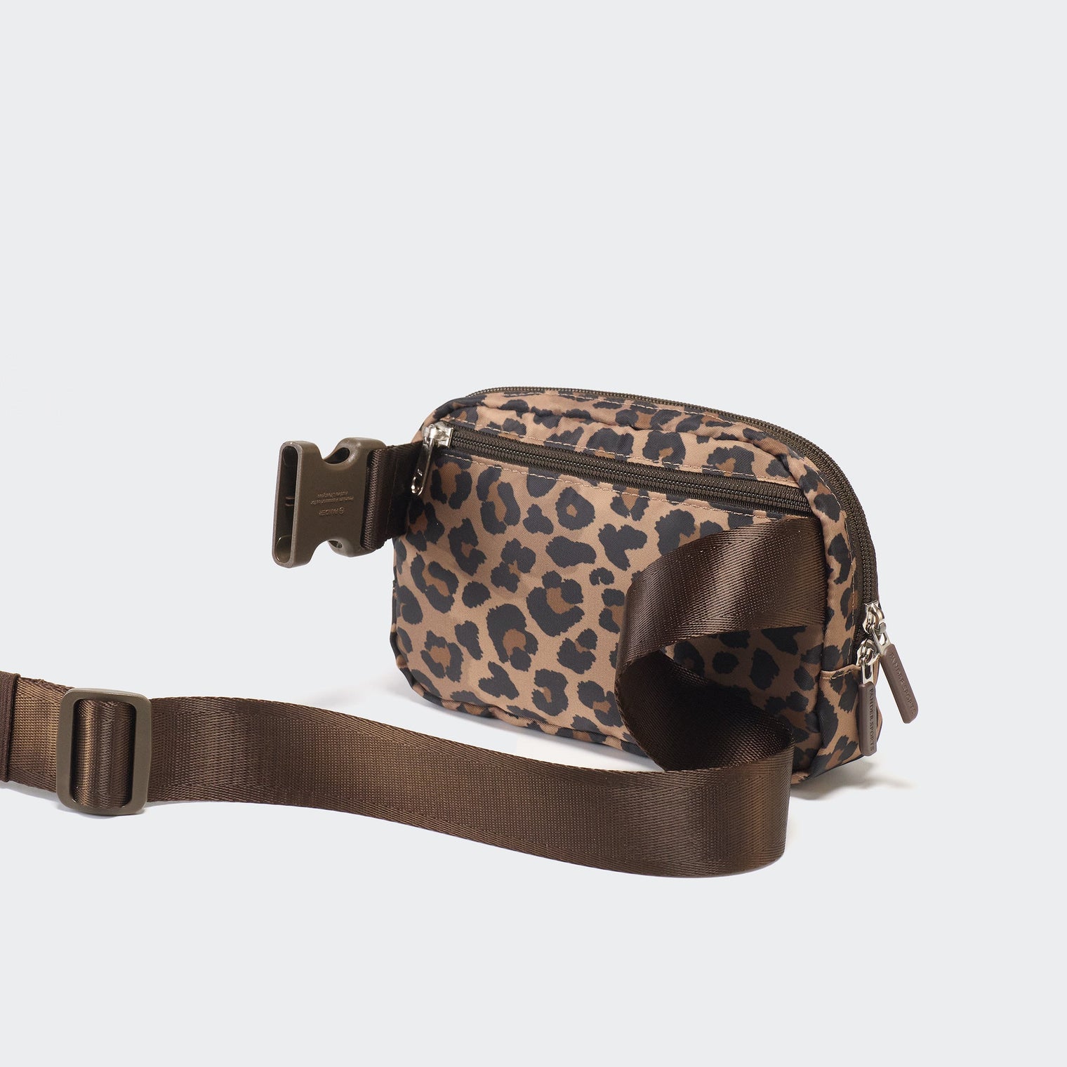 Pander 1L double zipper water-repellent nylon belt bag in Leopard Multi, product view 4
