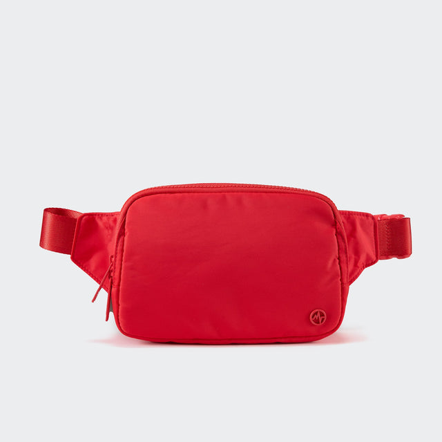 PANDER 2L water-resistant belt bag in Dark Salmon, side and zipper detail