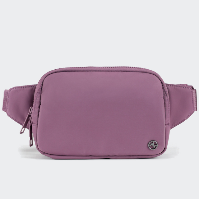 PANDER Everywhere Belt Bag Large 2L in Purple Lavender, straight-on front view on #ECEDEF background