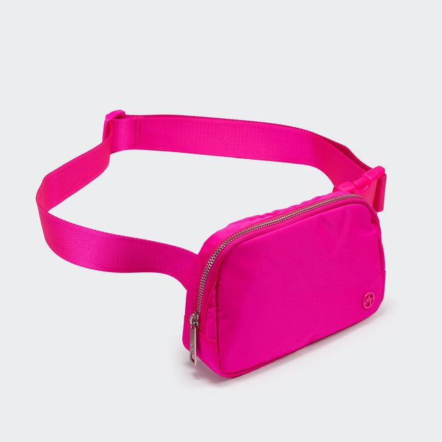 Pander Everywhere Belt Bag 1L in Sonic Pink - product detail 2