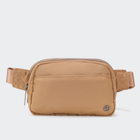 Pander 5 zipper pocket 2L belt bag in Caramel Burnt, front view with adjustable strap