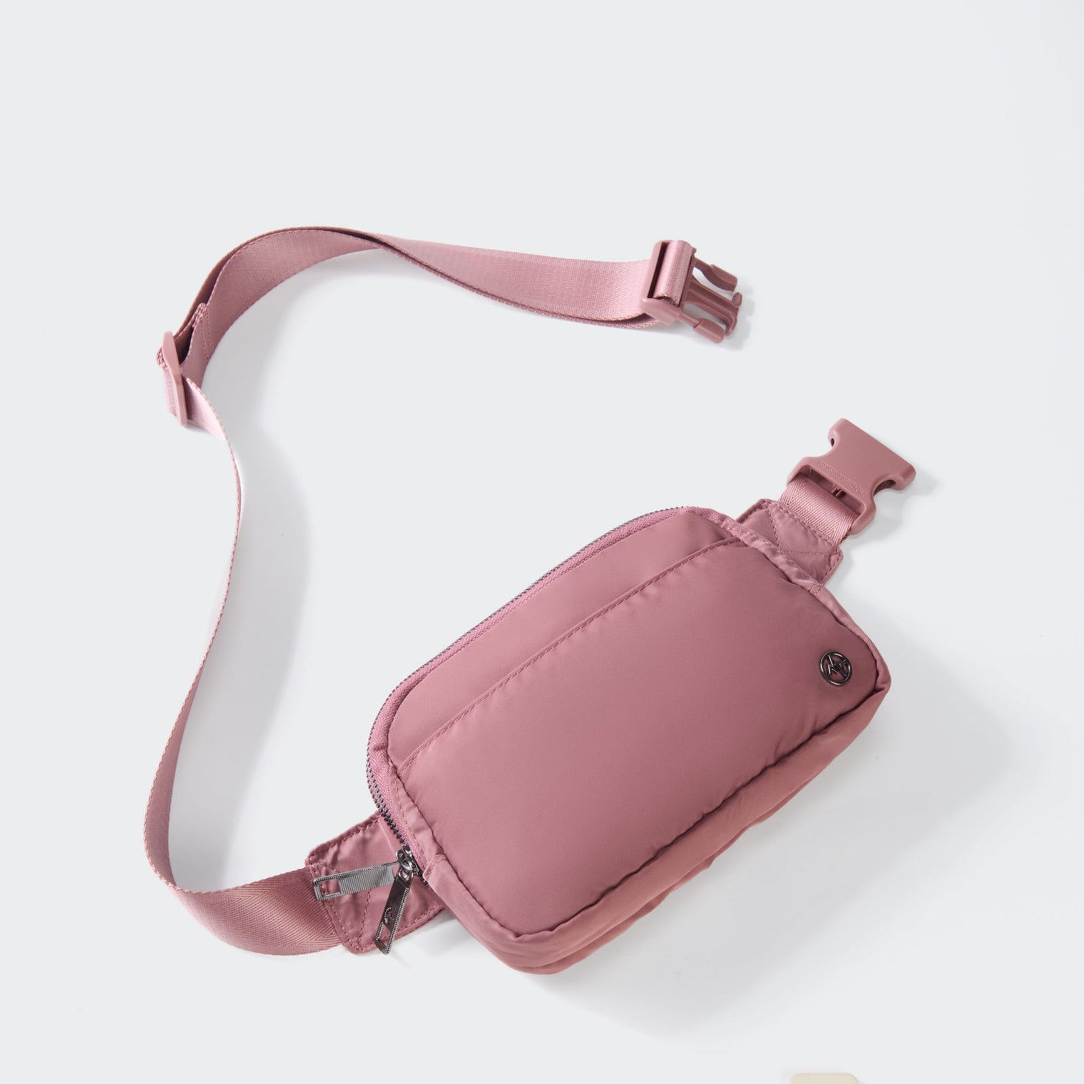 Pander 5 zipper pocket 2L belt bag in Dune Pink, product detail view 5