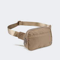Pander 5 zipper pocket 2L belt bag in Gray Brown, product detail view 1