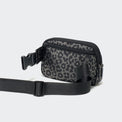 Pander 5 zipper pocket 2L belt bag in Grey Leopard, product detail view 5