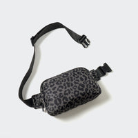 Pander 5 zipper pocket 2L belt bag in Grey Leopard, product detail view 6