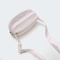 Pander 5 zipper pocket 2L belt bag in Iridescent White, product detail view 8