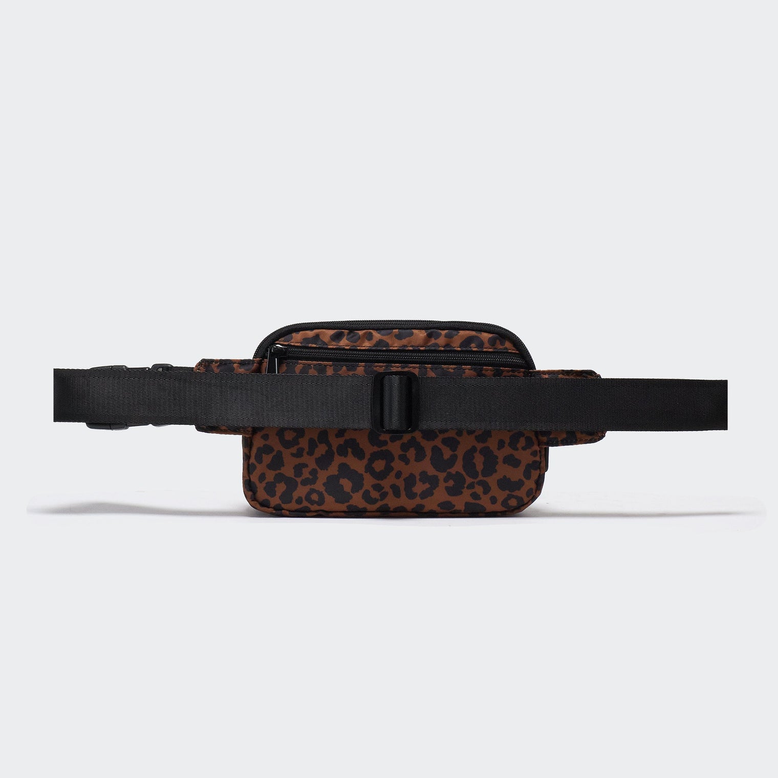 Pander 5 zipper pocket 2L belt bag in Midnight Leopard, product detail view 4