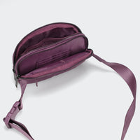 Pander 5 zipper pocket 2L belt bag in Purple Lavender, product detail view 5