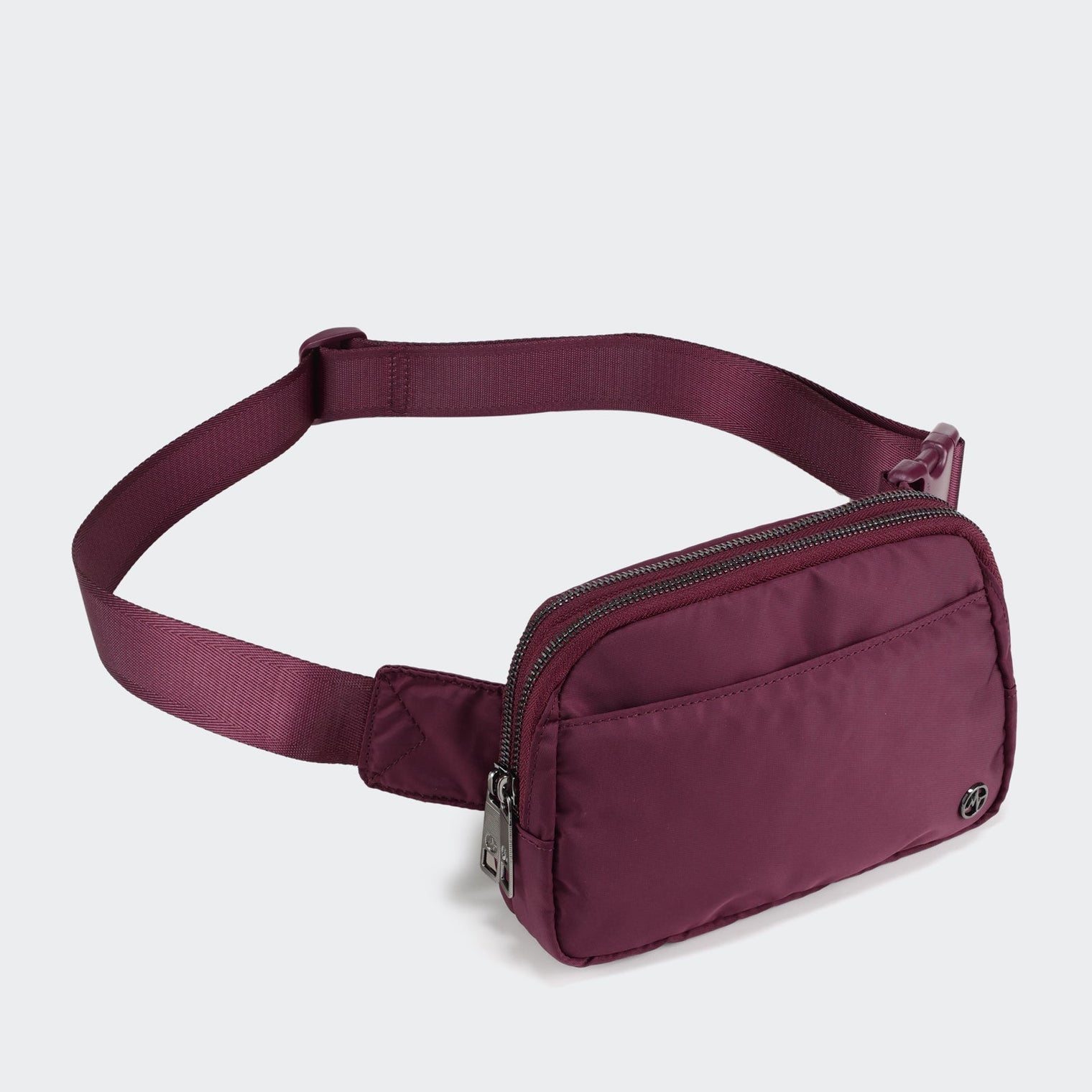 Pander 5 zipper pocket 2L belt bag in Red Merlot, product detail view 2