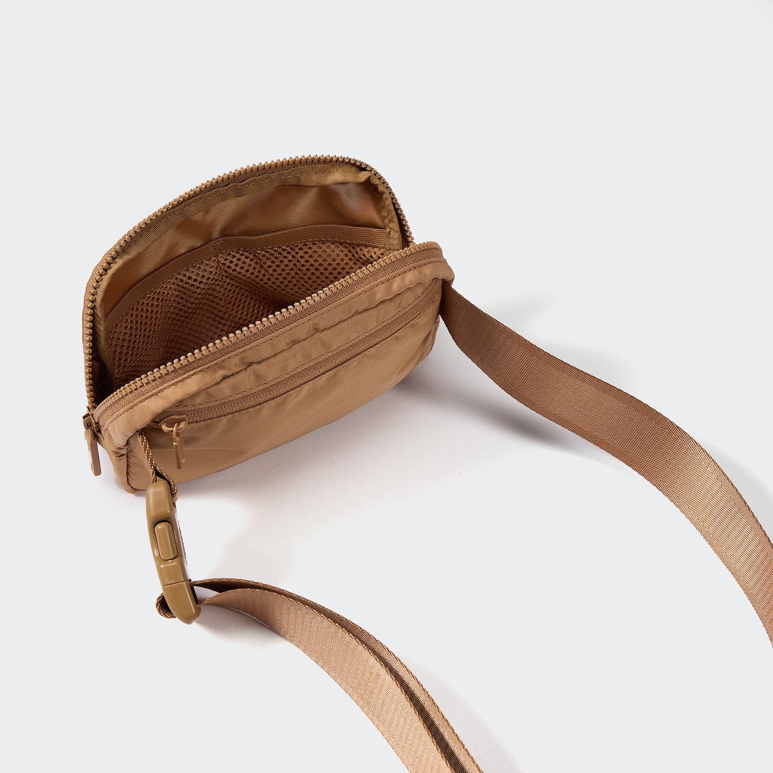 Pander 1L double zipper water-repellent nylon belt bag in Caramel Brown, product view 7