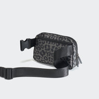 Pander 1L double zipper water-repellent nylon belt bag in Grey Leopard, product view 4