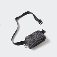 Pander 1L double zipper water-repellent nylon belt bag in Grey Leopard, product view 5