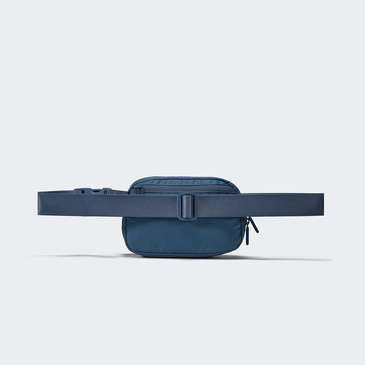 Pander 1L double zipper water-repellent nylon belt bag in Indigo Blue, product view 3
