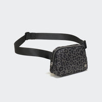 Pander Everywhere Belt Bag 1L in Grey Leopard - product detail 3