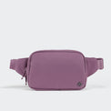 PANDER 2L water-resistant belt bag in Purple Lavender, side and zipper detail