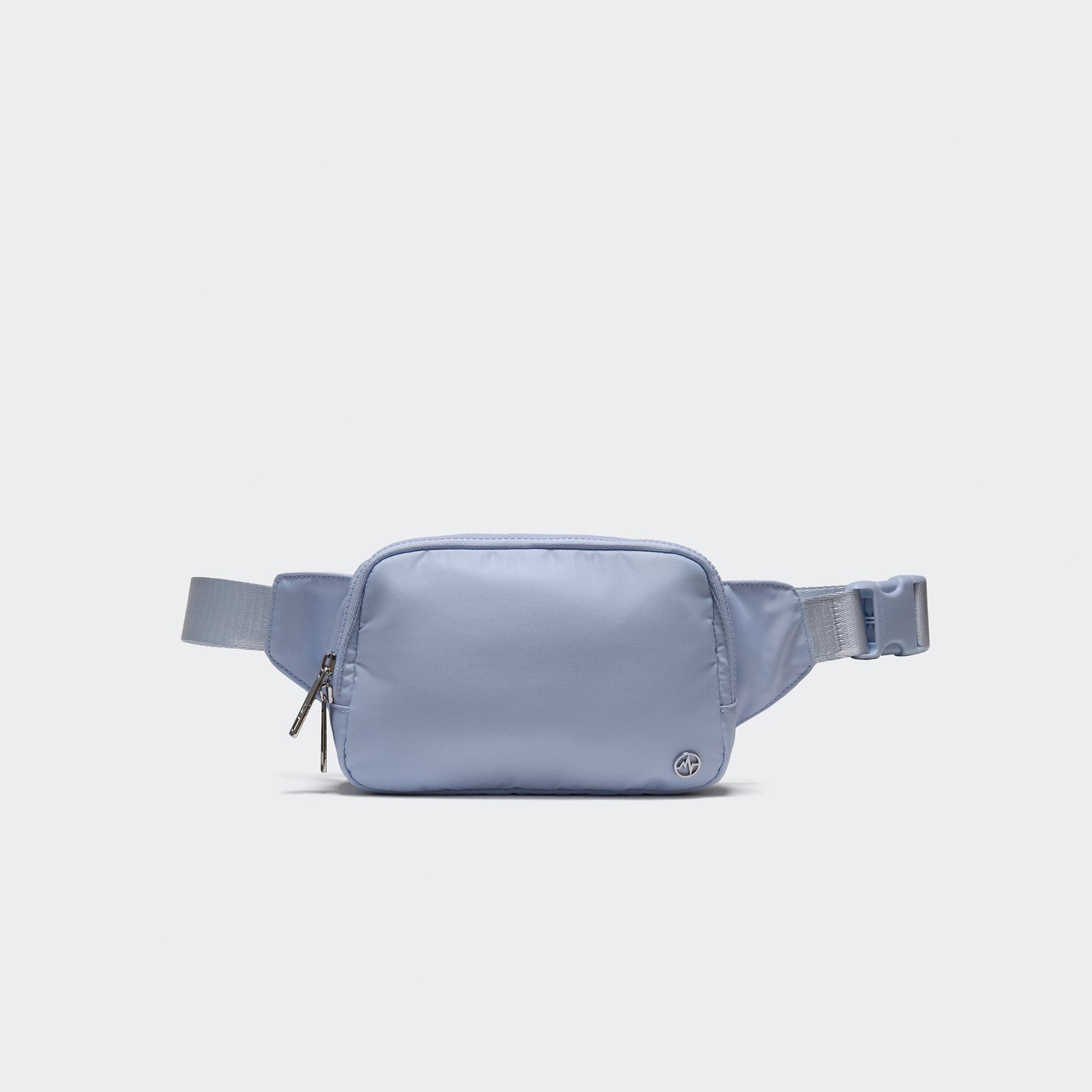 PANDER 2L water-resistant belt bag in Windmill Blue, side and zipper detail